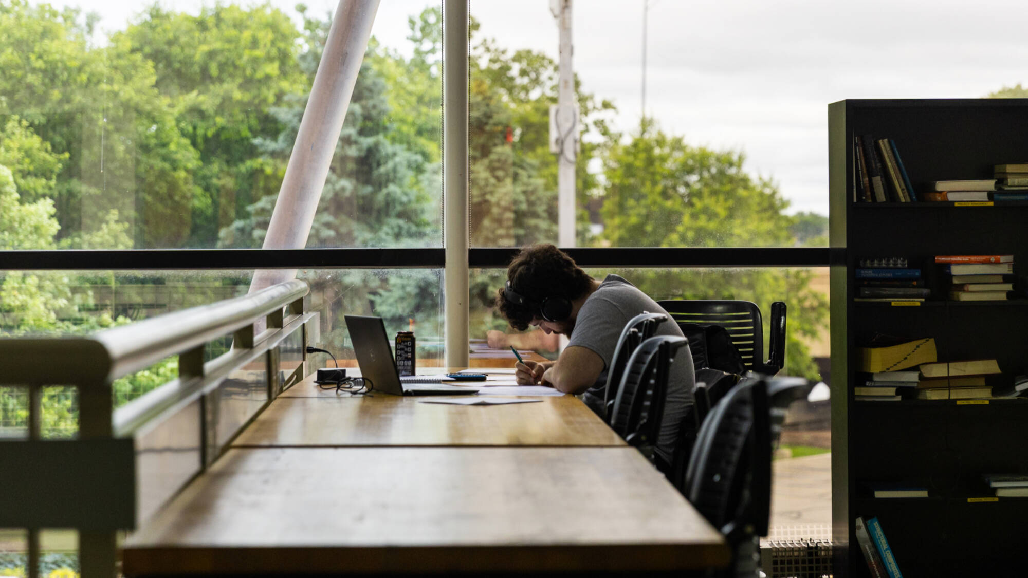 Student studying in the Kennedy Engineering Building on GVSU City Campus
